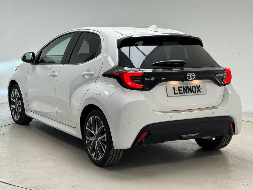 Toyota Yaris 1.5 Vvt-h Excel E-cvt Euro 6 Ss VE73CWC White #3