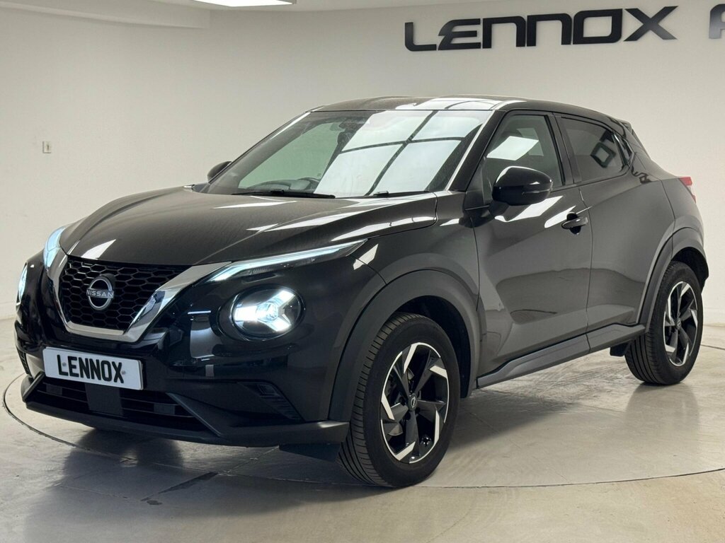 Nissan Juke 1.0 Dig-t N-connecta Dct Euro 6 Ss CA24FYR Black #2