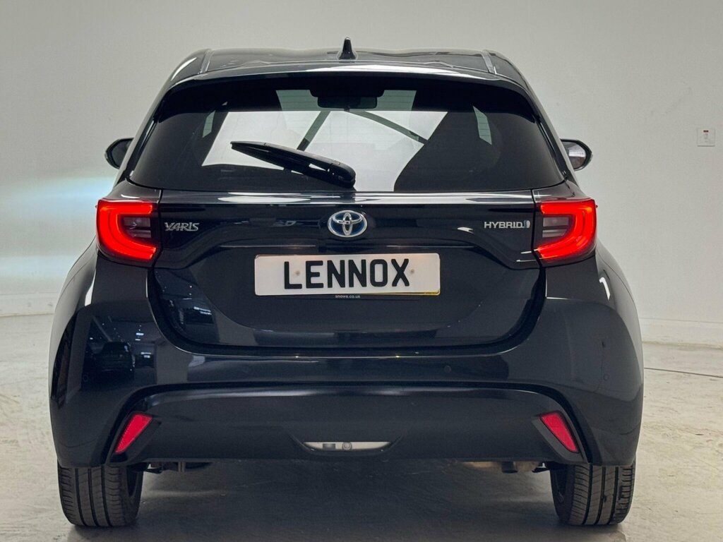 Toyota Yaris 1.5 Vvt-h Excel E-cvt Euro 6 Ss WF72ZJV Black #4