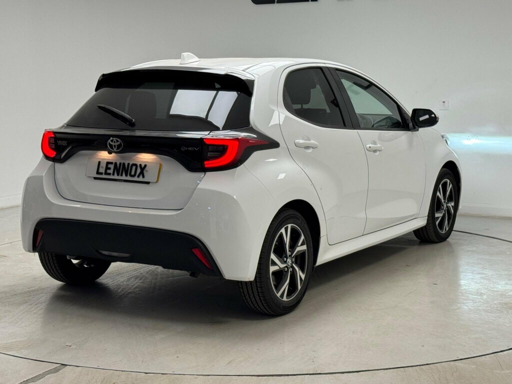 Toyota Yaris 1.5 Vvt-h Design E-cvt Euro 6 Ss NU24SWK White #6