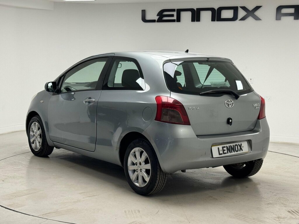Toyota Yaris 1.3 Zinc Multimode  #3