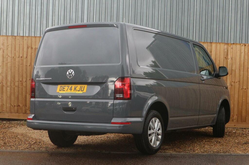 Volkswagen Transporter 2.0 Tdi T28 Highline Fwd Swb Euro 6 Ss DE74KJU Grey #3