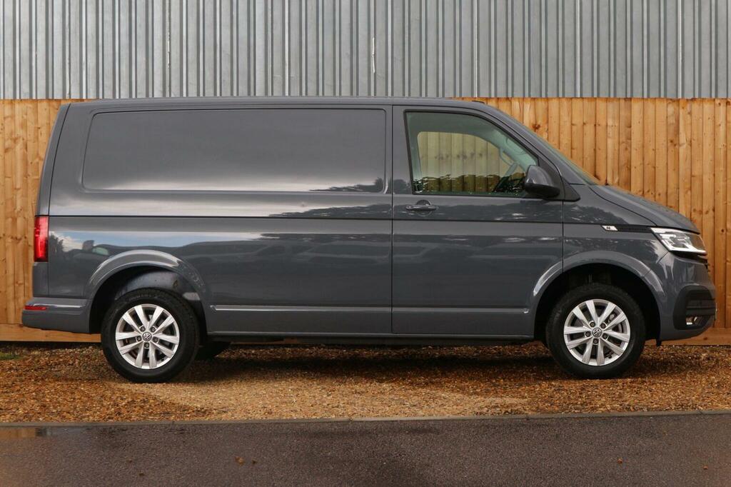 Volkswagen Transporter 2.0 Tdi T28 Highline Fwd Swb Euro 6 Ss DE74KJU Grey #2