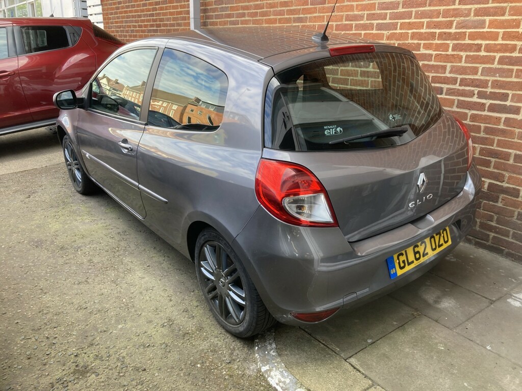 Renault Clio 1.2 Dynamique Tomtom GL62OZO Grey #3
