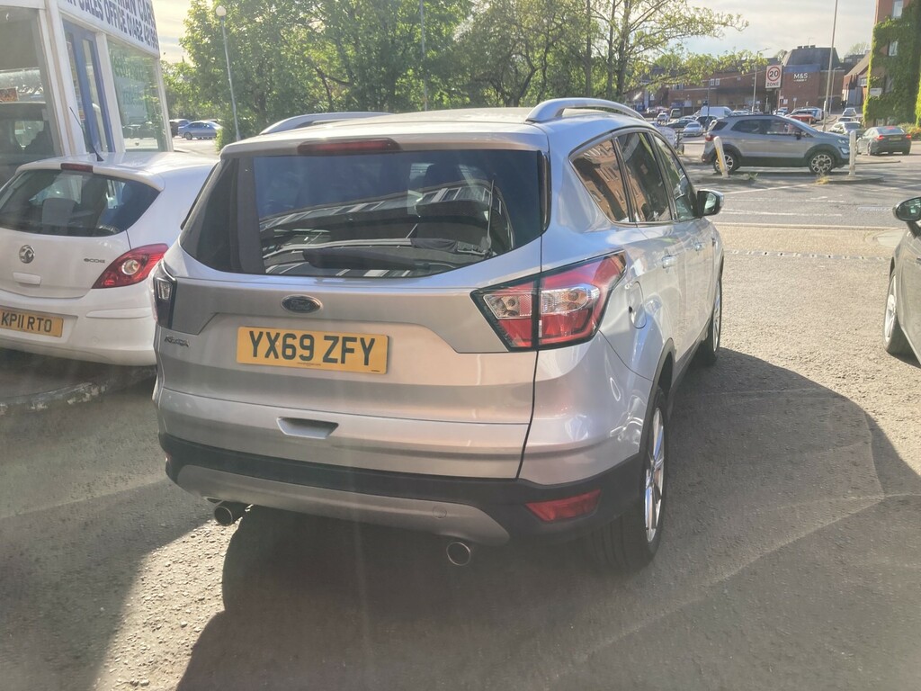 Ford Kuga 2.0 Tdci Ecoblue Titanium Edition YX69ZFY Silver #4