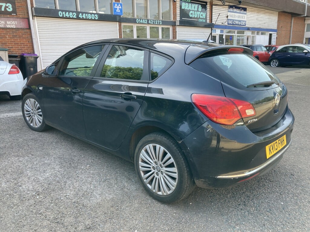 Vauxhall Astra 1.4 16V Energy Black #4