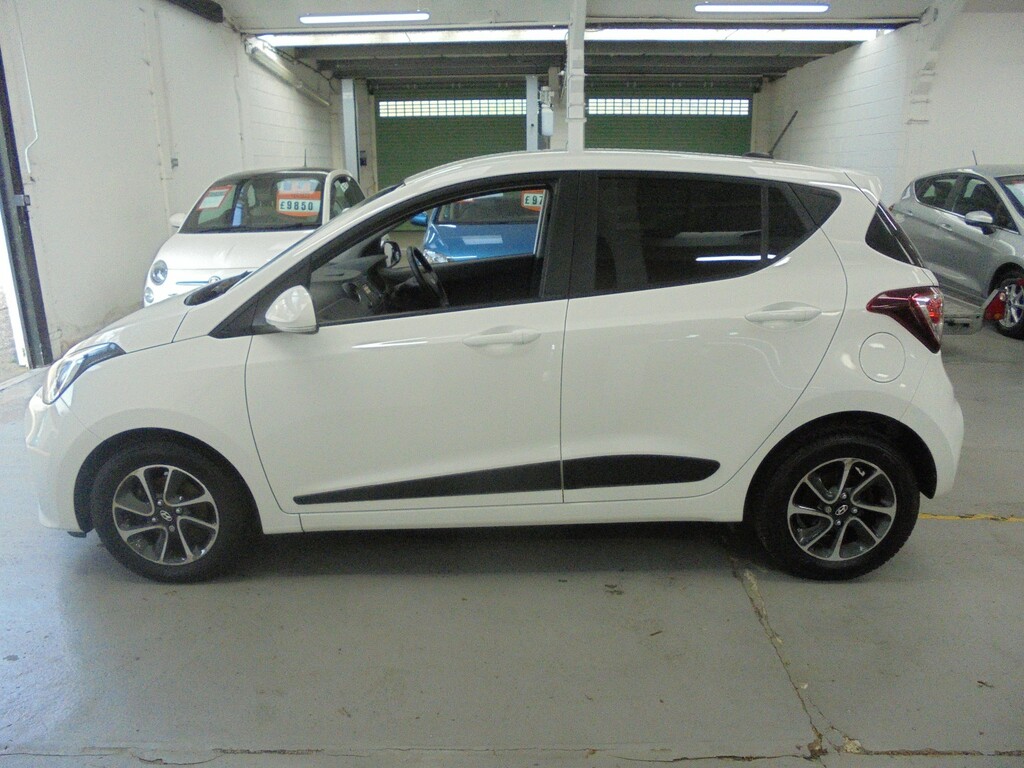 Hyundai I10 1.2 I10 Prem 1.2 Cruise GV66RZJ White #5