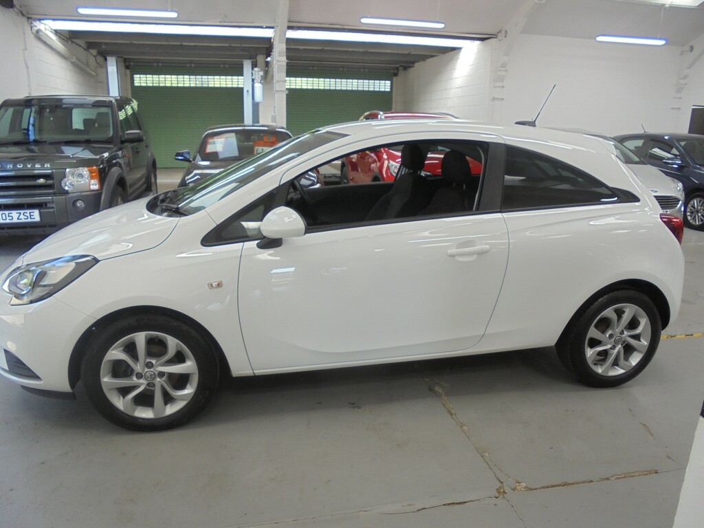 Vauxhall Corsa 1.4 I Ecotec Sport LV68HPY White #5