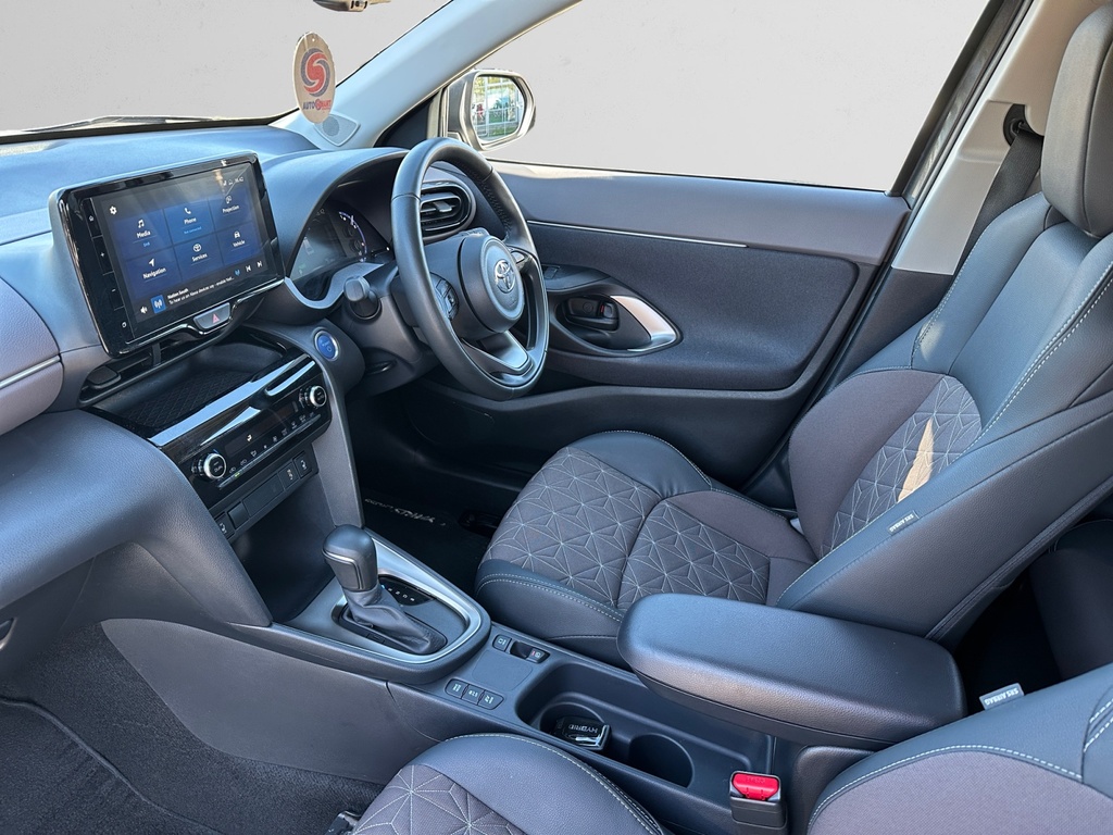Toyota Yaris Cross 1.5 Hybrid Excel Cvt CF73MKV Grey #5