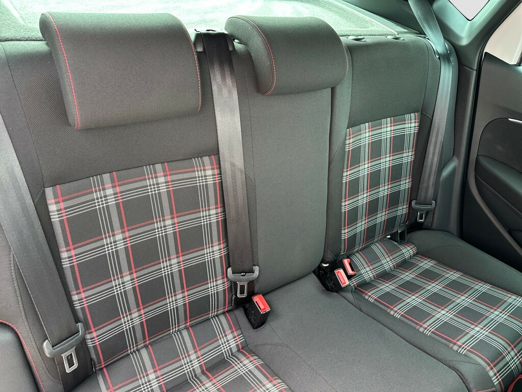 Volkswagen Polo 1.8 Tsi Gti White #4