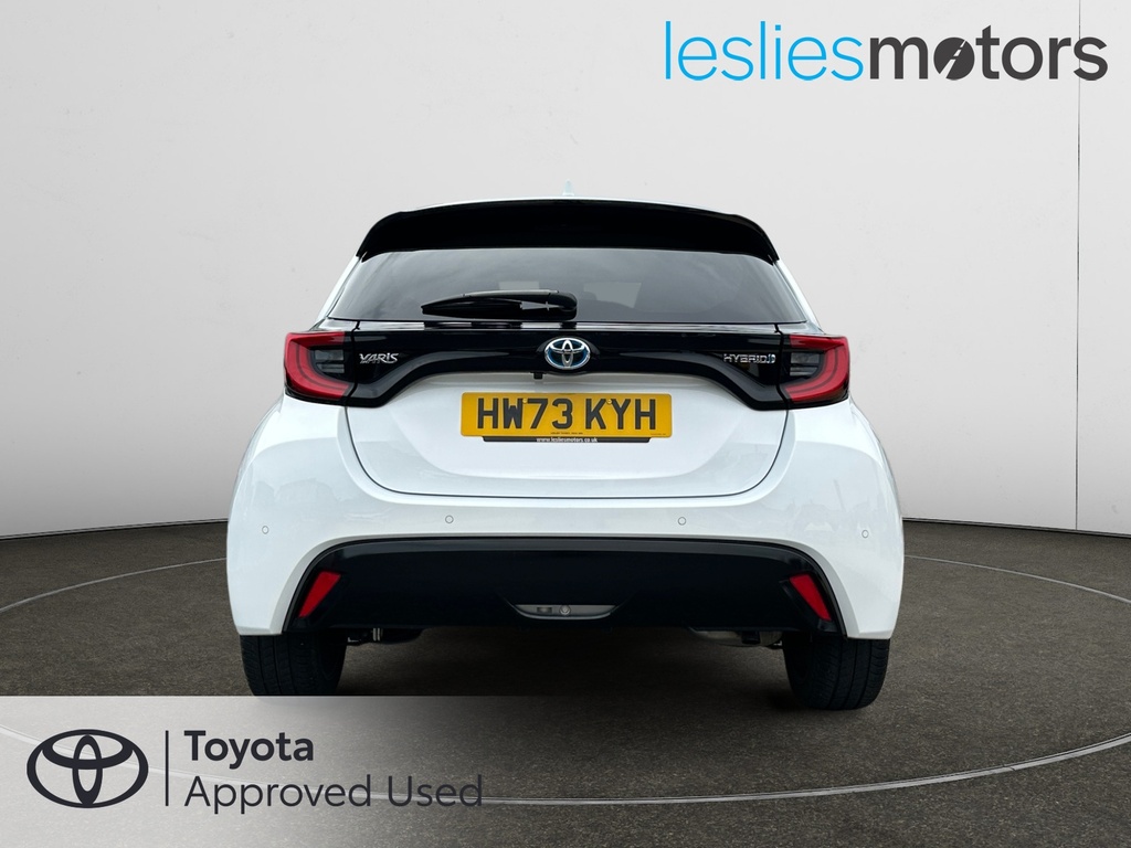 Toyota Yaris 1.5 Hybrid Excel Cvt HW73KYH White #3