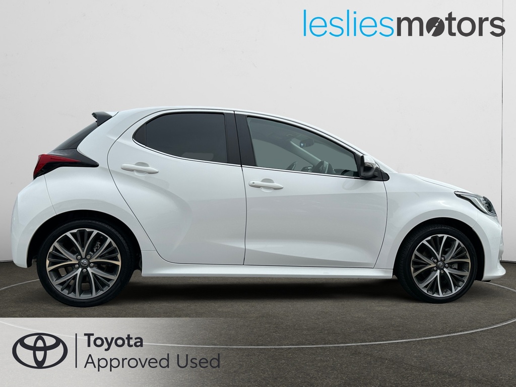 Toyota Yaris 1.5 Hybrid Excel Cvt HW73KYH White #4