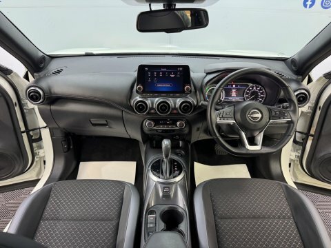 Nissan Juke 1.6 N-connecta DY24PYT White #4