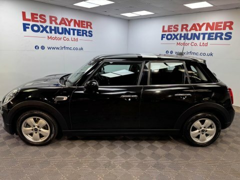 Mini Hatch 1.5 Cooper D YC18GWE Black #5