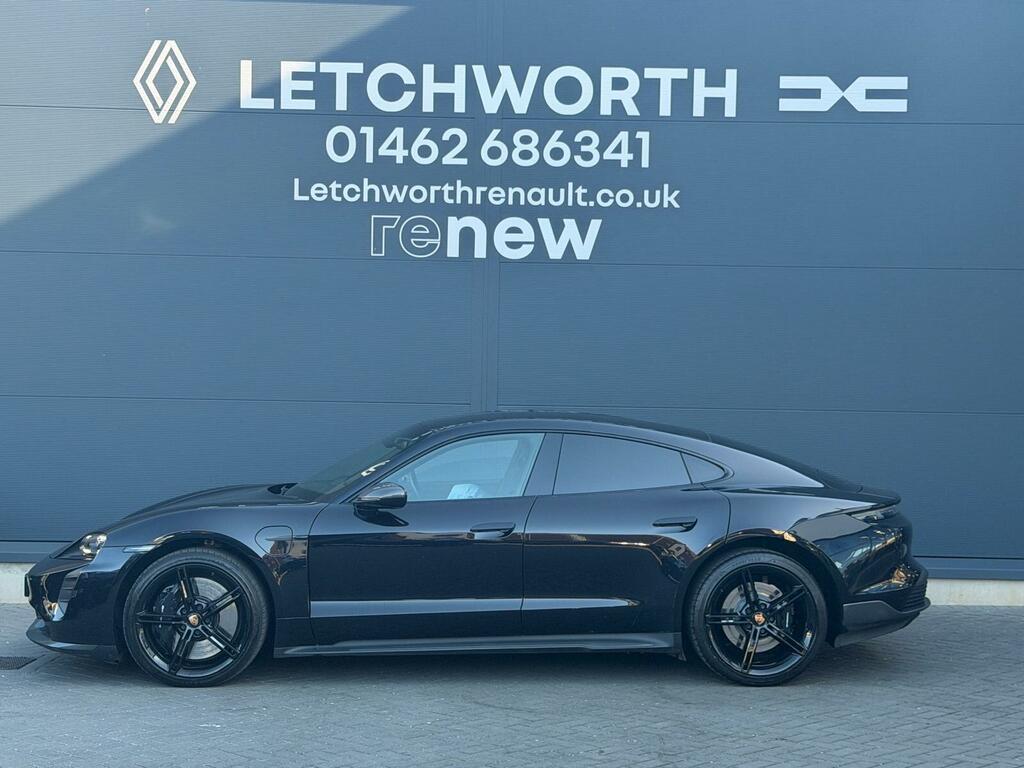 Porsche Taycan Performance Plus 93.4Kwh Turbo 4Wd Black