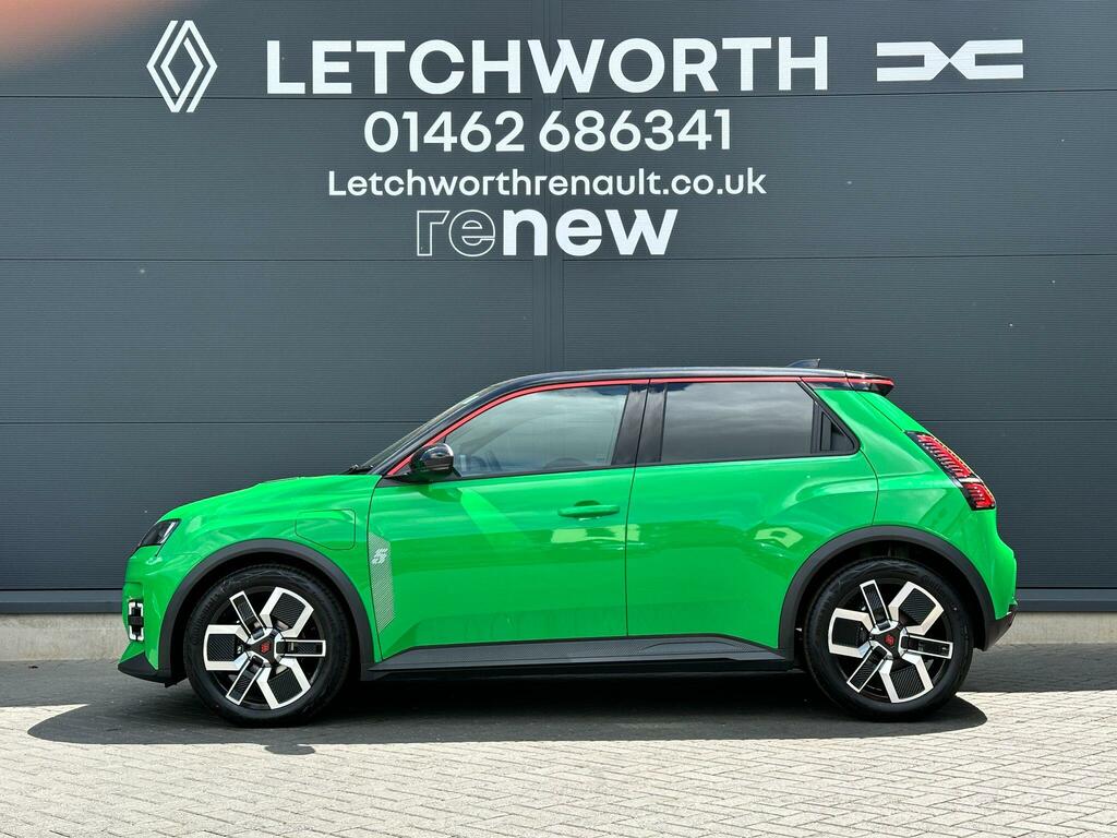 Renault 5 E-Tech Comfort Range 52Kwh Techno  Green #3