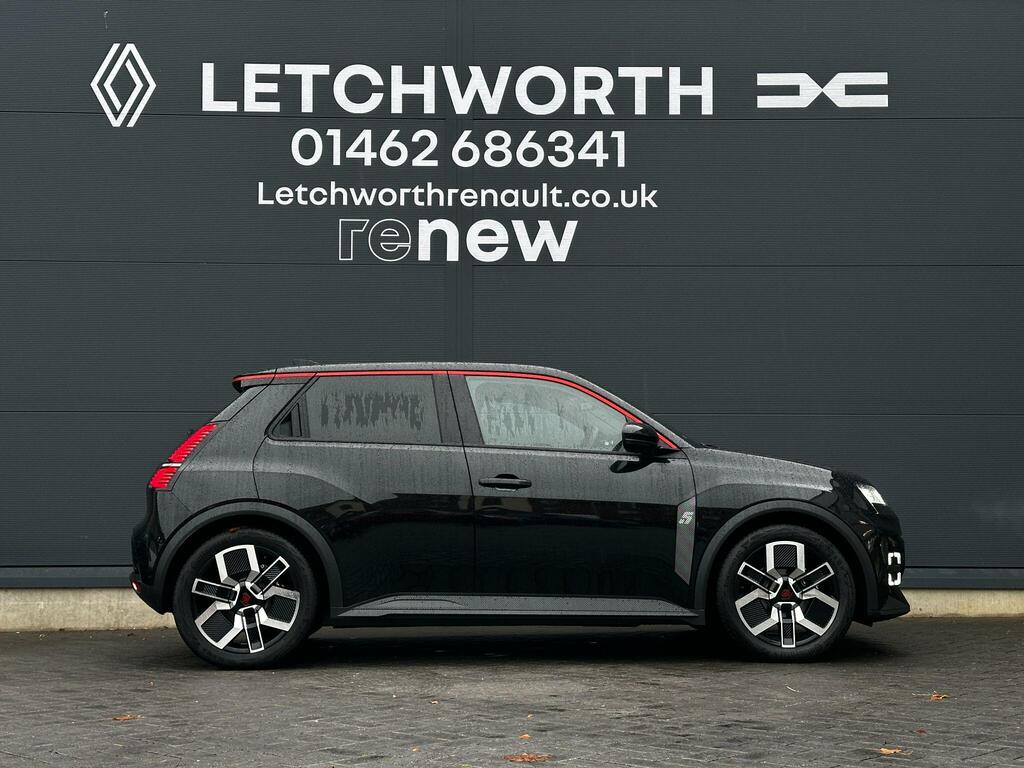 Renault 5 E-Tech Comfort Range 52Kwh Techno Black #4