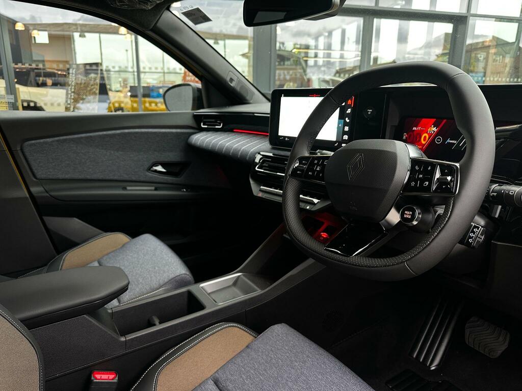 Renault 5 E-Tech Comfort Range 52Kwh Techno Yellow #6