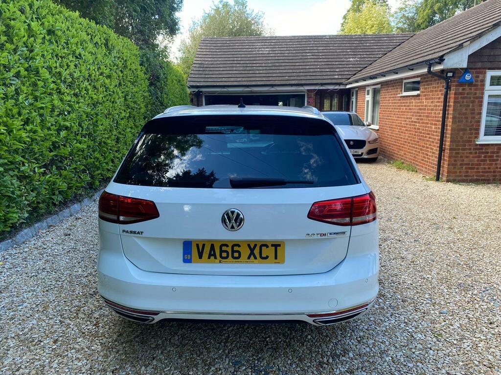 Volkswagen Passat 2.0 Tdi Bluemotion Tech R-line Euro 6 S S VA66XCT White #3