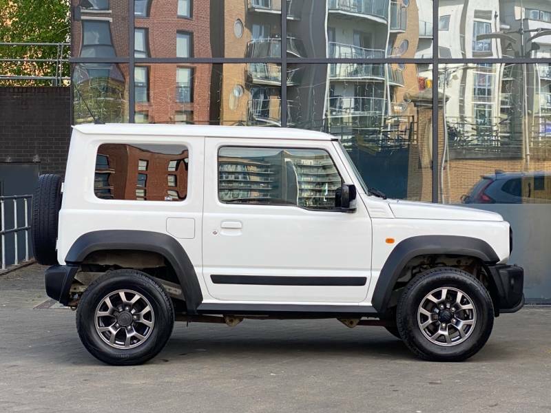 Suzuki Jimny 1.5 Sz5 Allgrip YN19YFT White #2