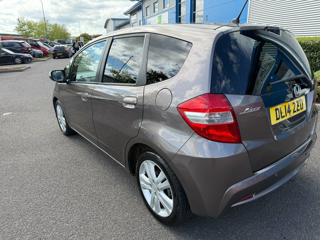 Honda Jazz 1.4 I-vtec Es Plus Hatchback Cvt Euro 5 Brown #6