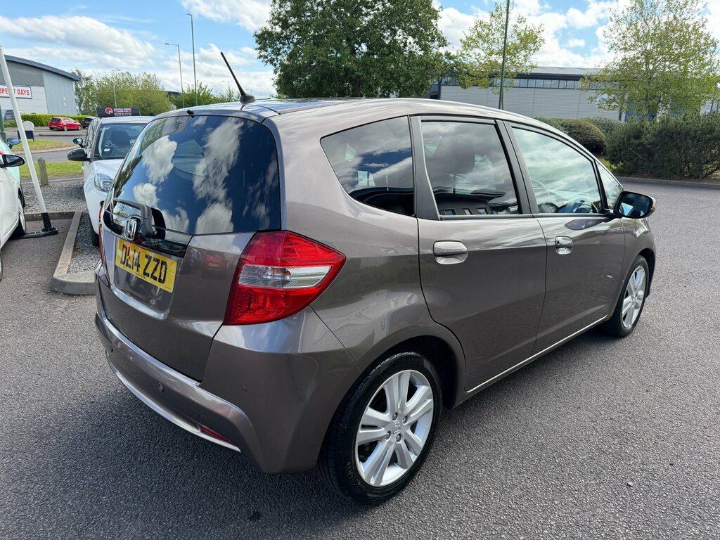 Honda Jazz 1.4 I-vtec Es Plus Hatchback Cvt Euro 5 Brown #4