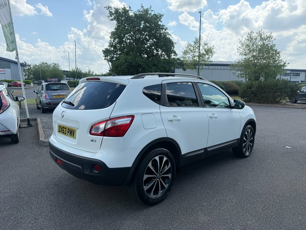 Nissan Qashqai 1.5 Dci 360 Suv 2Wd Euro 5 110 White #5