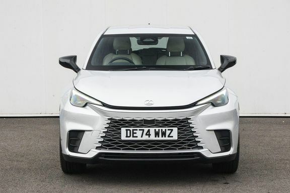 Lexus LBX 1.5 Vvt-ie Premium Plus E-cvt Euro 6 Ss DE74WWZ Silver #2