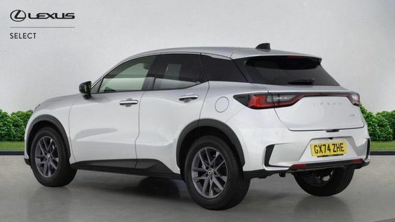 Lexus LBX Premium Black Interior GX74ZHE Silver #5