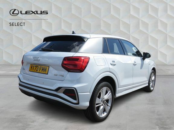 Audi Q2 1.5 Tfsi Cod 35 S Line Euro 6 Ss YT73FMM White #3