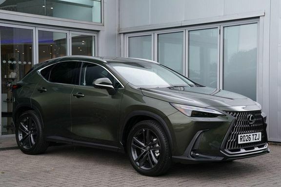 Lexus NX Nx450h Premium Plus Green