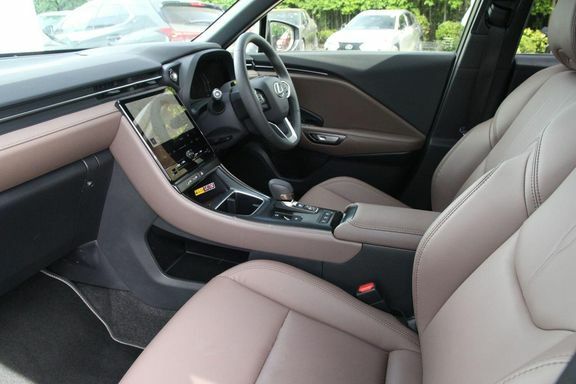 Lexus LBX Premium Black #6