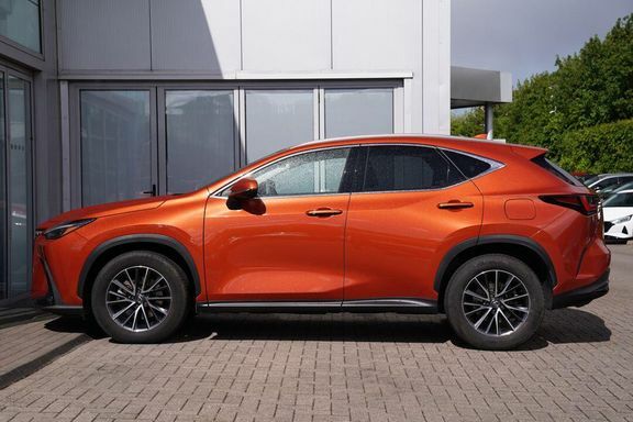 Lexus NX 350H Premium Pack VU24UDV #3