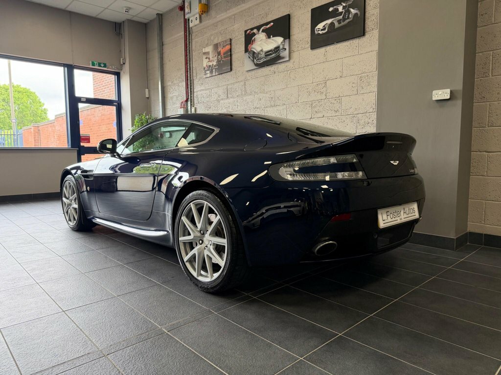 Aston Martin Vantage Petrol  #4