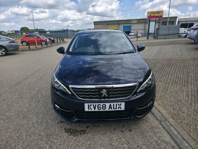 Peugeot 308 Bluehdi Allure Hatchback KV68AUX Blue #3