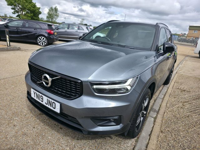 Volvo XC40 T3 R-design Suv YN19JNO Grey #4