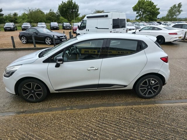 Renault Clio 16V Dynamique Medianav Hatchback GL63TXZ White #5