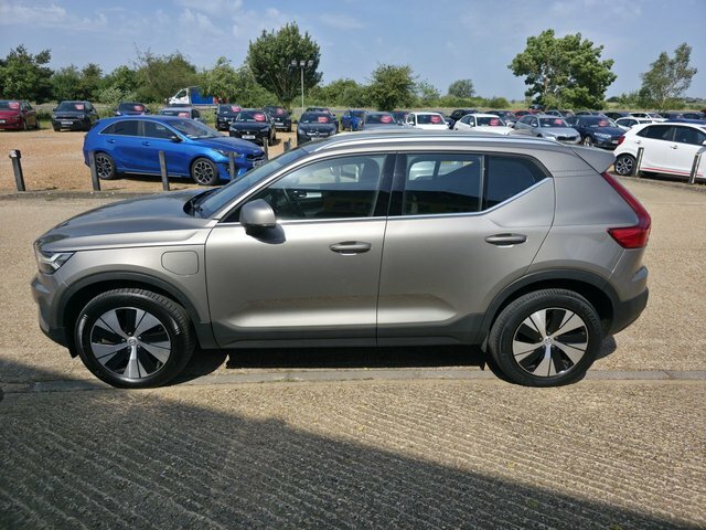 Volvo XC40 T4 Recharge 10.7Kwh Core YW71CXO Grey #5