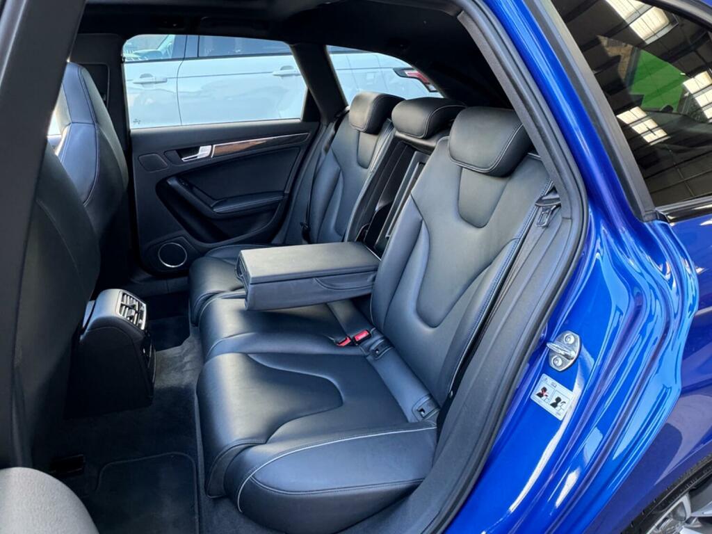 Audi RS4 Avant Estate Avant 4.2 Fsi V8 Estate S Tronic Blue #6