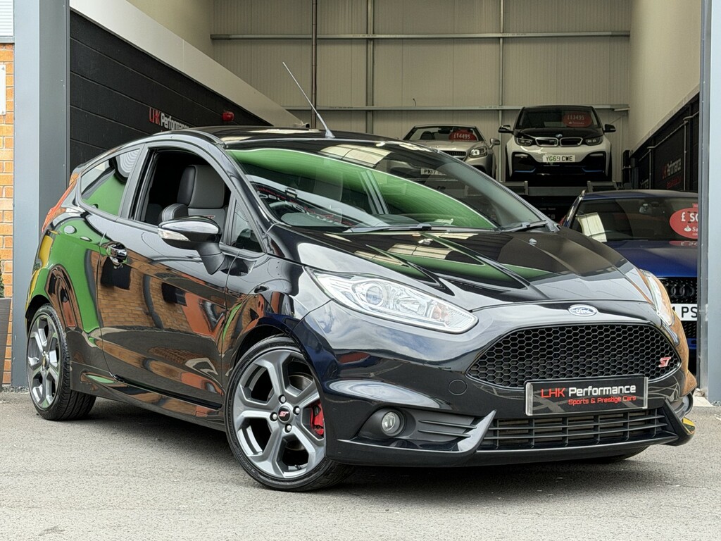 Ford Fiesta Hatchback 1.6T Ecoboost St-3 Hatchback Black