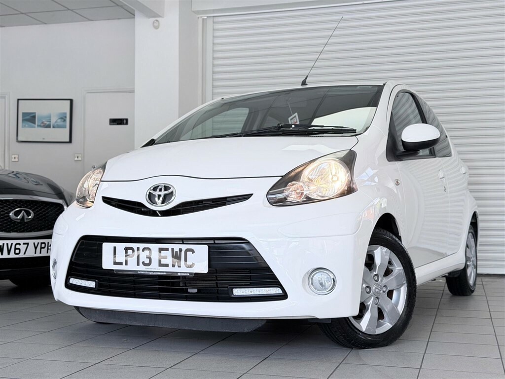 Toyota Aygo 1.0 Vvt-i Fire Hatchback Euro 5 White