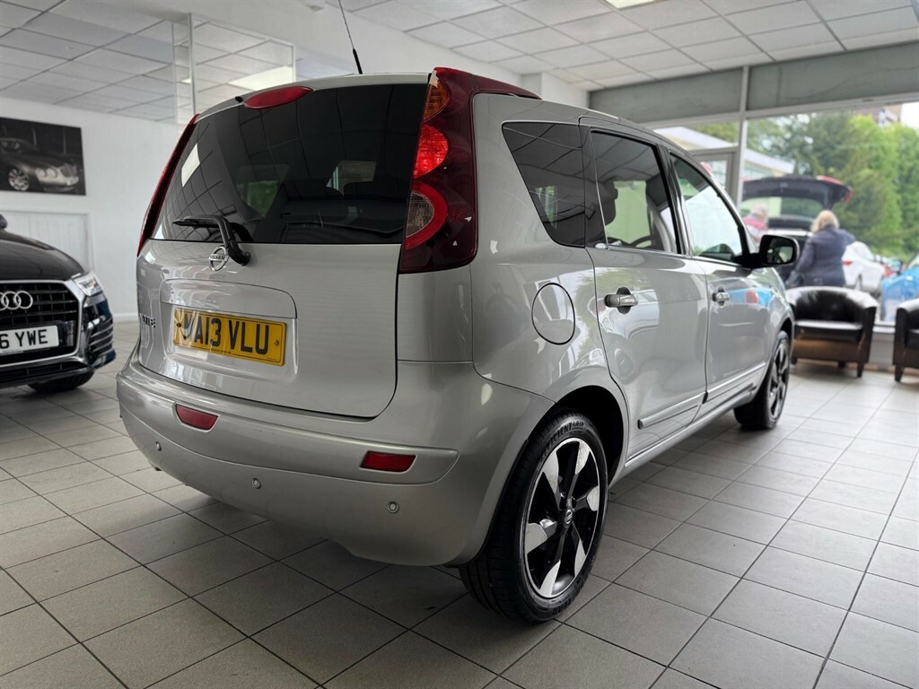 Nissan Note 1.6 16V N-tec Euro 5 Silver #4