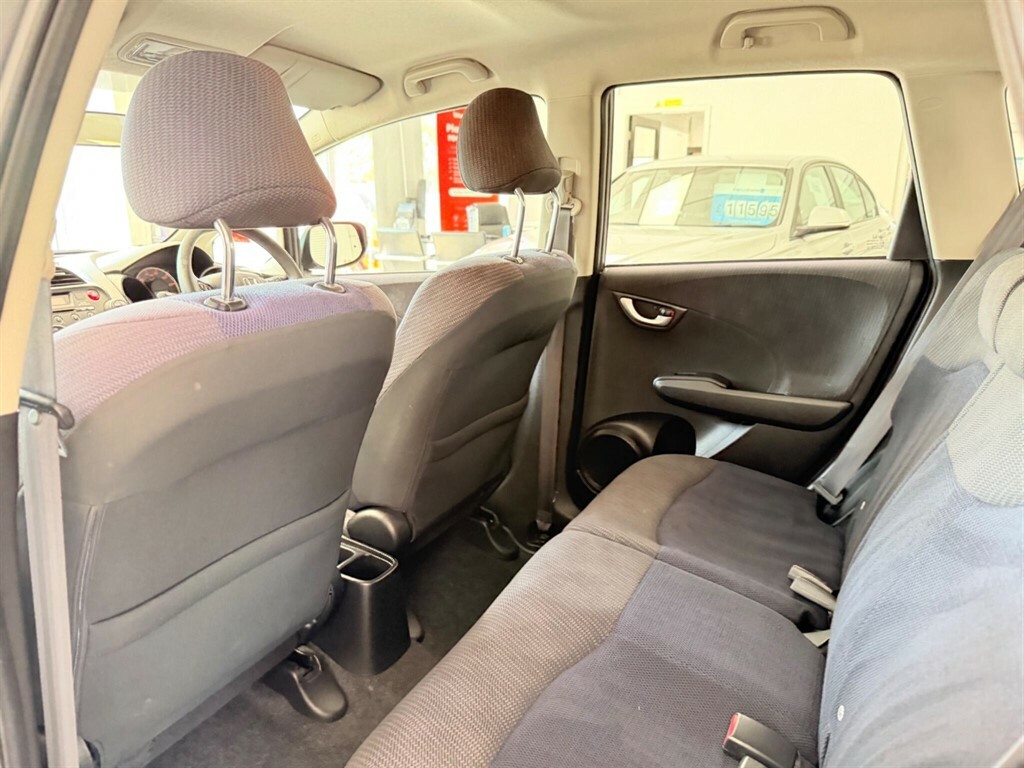 Honda Jazz 1.4 I-vtec Es Cvt Euro 5 BL61AMK Grey #3
