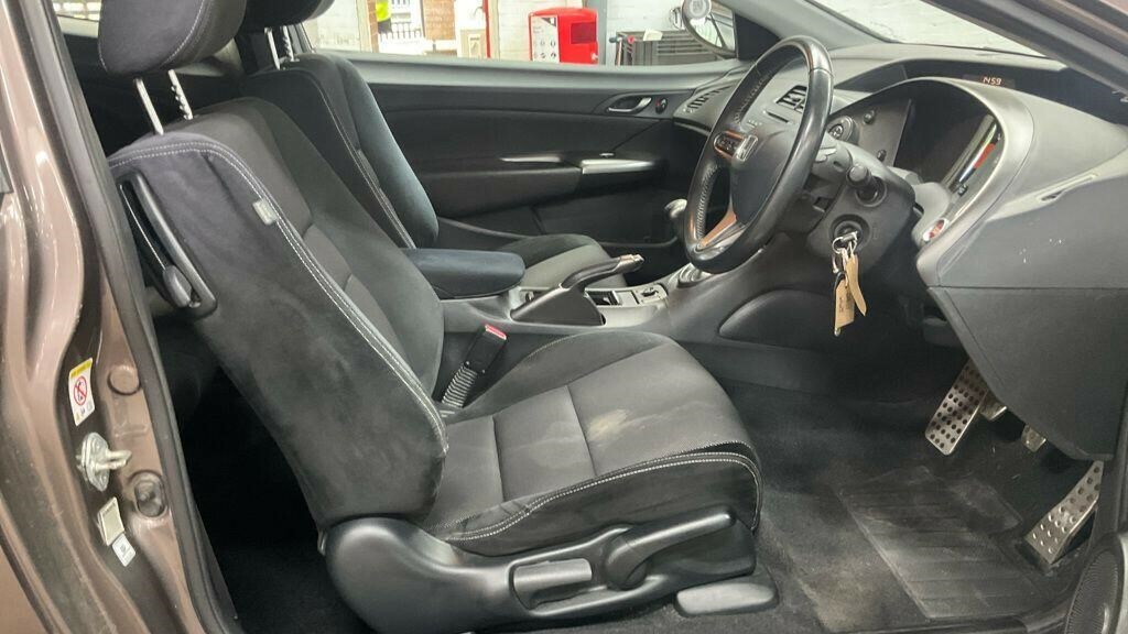 Honda Civic 1.4 I-vtec Type S Silver #2