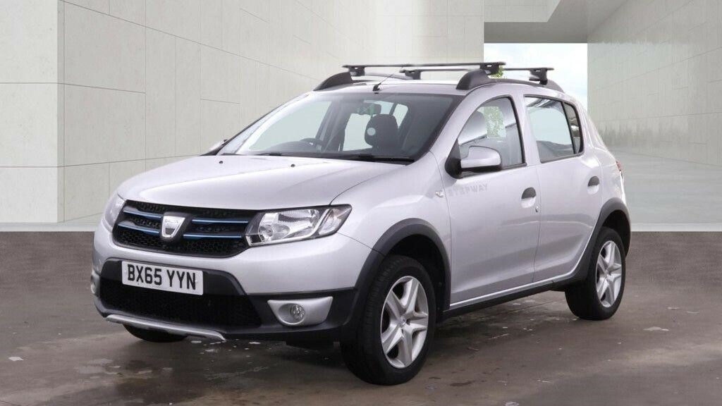 Dacia Sandero Stepway 0.9 Tce Laureate Euro 6 Ss Silver