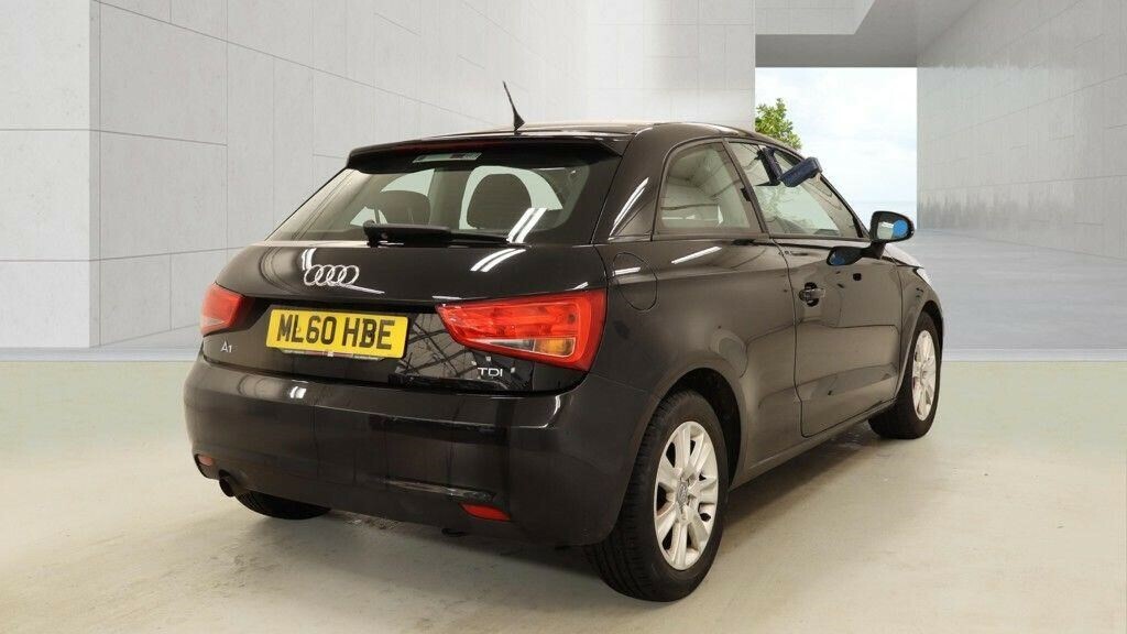 Audi A1 1.6 Tdi Se Euro 5 Ss ML60HBE Black #4
