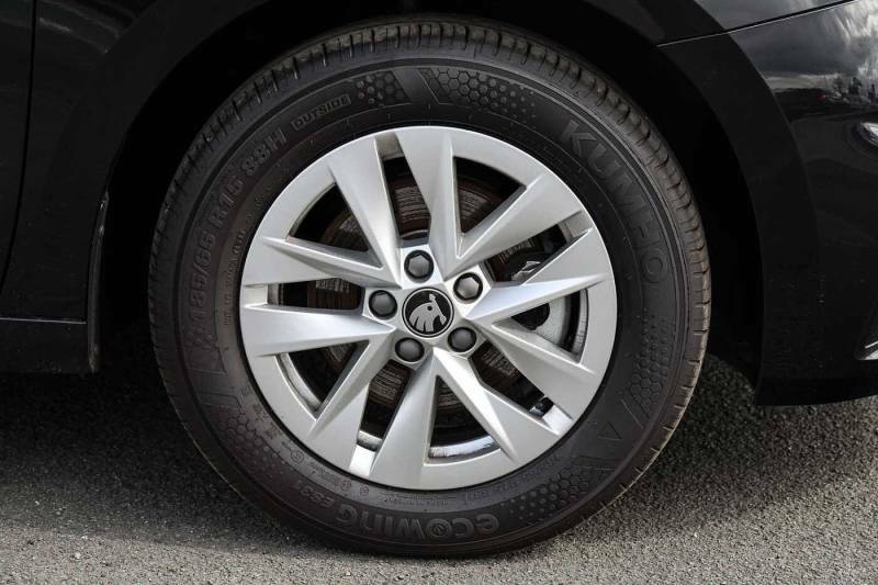 Skoda Fabia 1.0 Tsi 116 Se Edition Dsg - 2025 25 GK25LNH Black #5