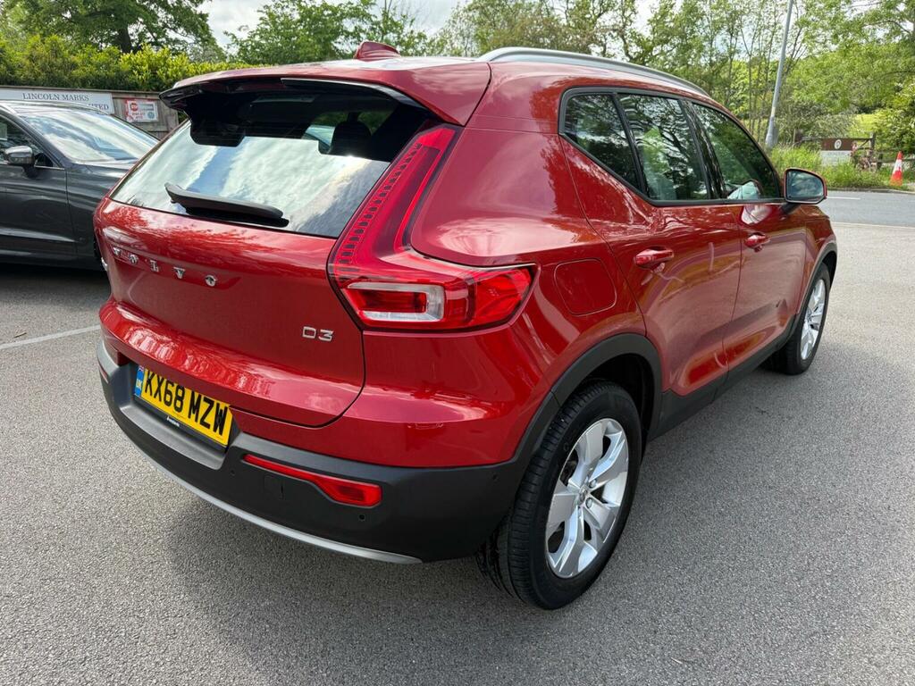 Volvo XC40 Suv 2.0 D3 Momentum Euro 6 Ss 201868 KX68MZW Red #3