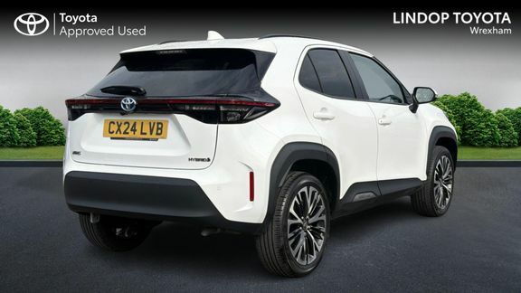 Toyota Yaris Cross 1.5 Vvt-h Excel E-cvt Euro 6 Ss CX24LVB White #2