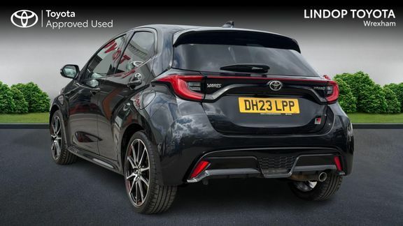 Toyota Yaris Gr Sport DH23LPP Black #4